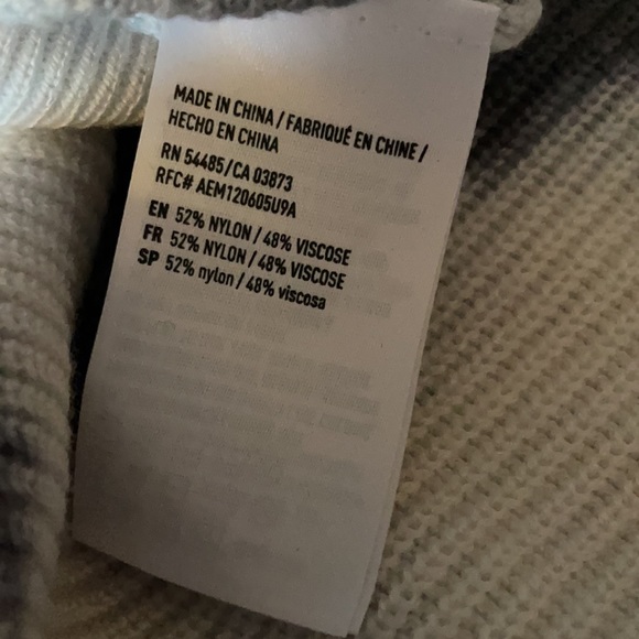 American Eagle Outfitters long sleeve top - Picture 5 of 5